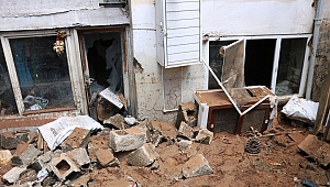 BU EV 3 KİŞİYE MEZAR OLDU 