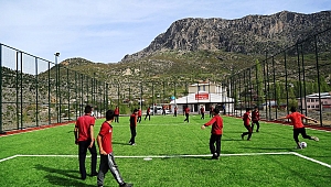 BÜYÜKŞEHİR'DEN 55 ADET YENİ HALI SAHA