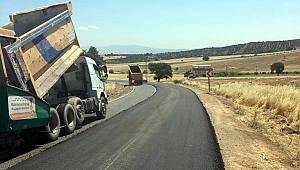 BÜYÜKŞEHİR SIR GRUP YOLUNDA ASFALT YAPIYOR