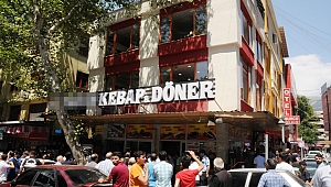 KIZINI TACİZ EDENİN KAFASINI ÇEKİÇLE EZDİ 