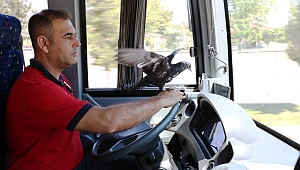 BU HALK OTOBÜSÜNÜN MUAVİNİ GÜVERCİN 