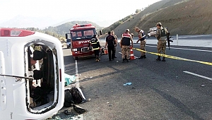 KAHRAMANMARAŞ'TA KORKUNÇ KAZA: 2 ÖLÜ, 3 YARALI 