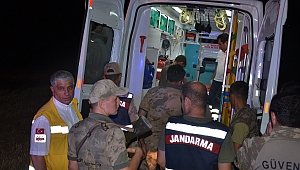 KAYALIKTAN DÜŞEN BİÇERDÖVER OPERATÖRÜ KURTARILDI 