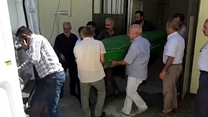 LASTİK DEĞİŞTİRİRKEN OTOMOBİL ÇARPTI: 1 ÖLÜ, 7 YARALI 