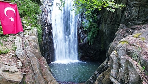 MERAKLILARINI CEZBEDEN ŞELALE ‘ÇOKRAN ŞELALESİ’ 