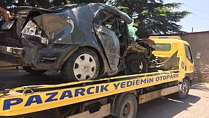 MICIRA KAPILAN OTOMOBİL TAKLA ATTI: 2 YARALI 