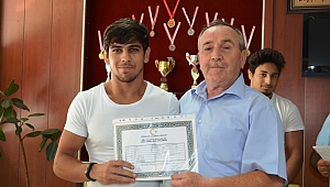 DÜNYA ŞAMPİYONU ALACA, DİPLOMASINI ALDI