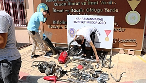 MOTOSİKLETİNİ ÇUVALLA GÖTÜRDÜ 