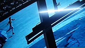 OTOMOBİLİN 10 YAŞINDAKİ ÇOCUĞA ÇARPMA ANI KAMERADA 