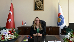 SAĞLIK BİLİMLERİ FAKÜLTESİ DEKANLIĞINA PROF. DR. DENİZ TUNCEL ATANDI