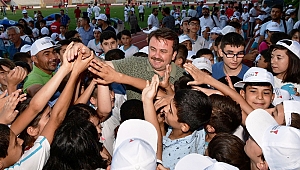 SPORCU FABRİKASI MEYVELERİNİ VERMEYE DEVAM EDİYOR