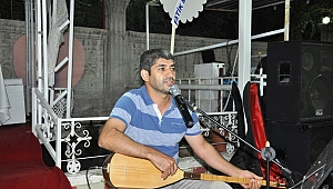 ELBİSTAN, ŞİİR VE TÜRKÜ DOLU GECEYE EV SAHİPLİĞİ YAPTI 