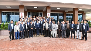 BAŞKAN MAHÇİÇEK MESAİ ARKADAŞLARIYLA KAHVALTIDA BULUŞTU