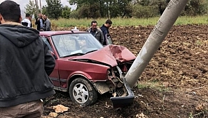 DİREKSİYON BAŞINDA KALP KRİZİ GEÇİREN SÜRÜCÜ KAZA SONRASI KALDIRILDIĞI HASTANEDE ÖLDÜ 