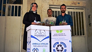 KAPI KAPI DOLAŞIP SIFIR ATIK PROJESİNİ ANLATTILAR