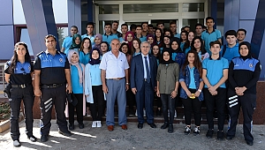 LİSE ÖĞRENCİLERİ 1 GÜNLÜĞÜNE ÜNİVERSİTELİ OLUYOR