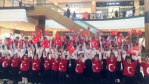  MİNİK ÖĞRENCİLER CUMHURİYET BAYRAMI’NI COŞKUYLA KUTLADI 