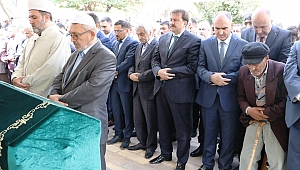 ÜNLÜ ŞAİR BAHAETTİN KARAKOÇ SON YOLCULUĞUNA UĞURLANDI 