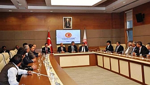 BAŞKAN ÇELEĞEN’İN TEKRAR  ADAY OLMASI İÇİN DESTEK İSTEDİLER