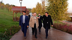 BAŞKAN ERKOÇ HİZMETLERİ GEZDİRDİ