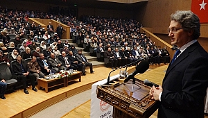 GÜNÜMÜZDE İNSANLAR SAHİP OLDUKLARI ŞEYLERİ BÜYÜTMENİN PEŞİNDELER.