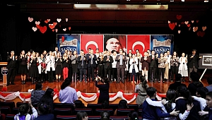 SANKO OKULLARINDA ÖĞRETMENLER GÜNÜ COŞKUSU