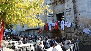 ŞEHİT BABASI YİNE YÜREKLERE DOKUNDU, HAİNLERE TOKAT GİBİ CEVAP VERDİ