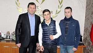HALİL BUCAK’TAN BRONZ MADALYA