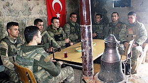 HUDUT KARTALLARINDAN SELAM VAR 
