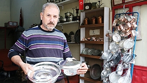 ÖMRÜNÜN 45 YILINI KALAY YAPARAK GEÇİRDİ