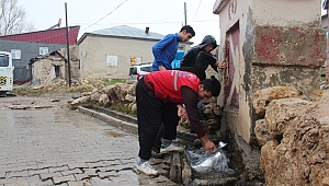 ŞEHİRLİ GENÇLER KÖY HAYATI DENEYİMİ YAŞADI 