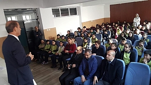 AKEDAŞ ÖĞRENCİLERE ENERJİYİ VERİMLİ KULLANMANIN YOLLARINI ANLATTI
