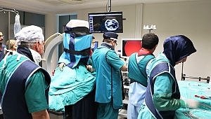 BU HASTANEDE ERCP VE CERRAHİ İŞLEM AYNI ANDA YAPILIYOR 