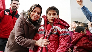 KARNE ALAN ÖĞRENCİLERE GİYSİ YARDIMI 