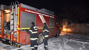 KULLANILMAYAN EVDE ÇIKAN YANGIN PANİĞE NEDEN OLDU 