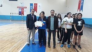 OKULLAR ARASI GENÇLER MASA TENİSİ GRUP MÜSABAKALARI TAMAMLANDI 