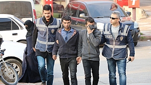 TENCERE KALIPLARI ÇALAN 5 KİŞİ TUTUKLANDI 