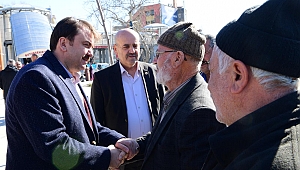 BAŞKAN ERKOÇ DEMOKRASİ MEYDANI’NDA