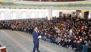 HAYDİ, ÇOCUKLAR CAMİYE” PROJESİNDE YÜZLERCE ÇOCUĞA ÖDÜL VERİLDİ.