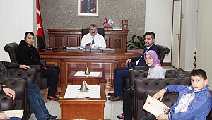 ŞAMPİYONLARDAN, ONİKİŞUBAT KAYMAKAMINA ZİYARET