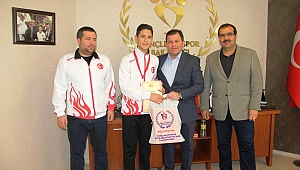SEMİH AKKÜNCÜ ESKRİM EPE AVRUPA 3.SÜ