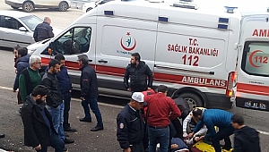 TÜRKOĞLU’NDA TRAFİK KAZASI: 8 YARALI 