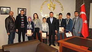 WUSHU TÜRKİYE ŞAMPİYONLARINDAN İL MÜDÜRÜ KABAKCI’YA ZİYARET