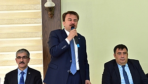 BAŞKAN ERKOÇ’TAN BÜROKRATLARA PLAKET
