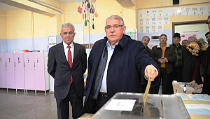 BAŞKAN MAHÇİÇEK OYUNU KULLANDI