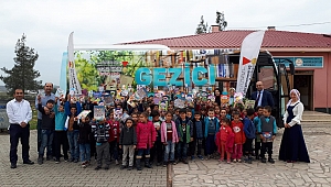 GEZİCİ HALK KÜTÜPHANESİ KADIOĞLU ÇİFTLİĞİ'NDE