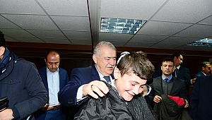 GÖNÜL BELEDİYECİLİĞİNE ÖRNEK BAŞKAN