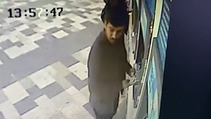 1 YILDIR ATM’DE UNUTTUĞU PARASINI ARIYOR 