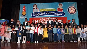 BİLGİLİ ÖĞRENCİLER ÖDÜLLERİYLE BULUŞTU