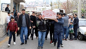 CİNAYETE KURBAN GİDEN KADIN SON YOLCULUĞUNA UĞURLANDI 